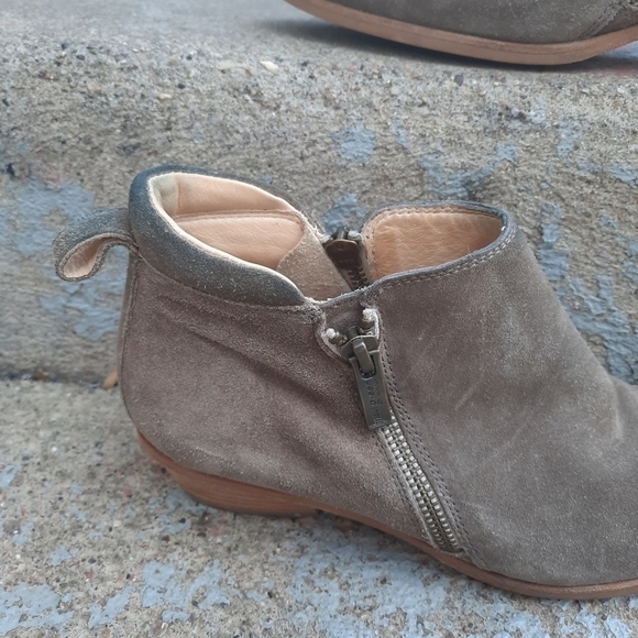 🌟 Paul green munchen suede ankle booties size 6.5 tan - Picture 2 of 10